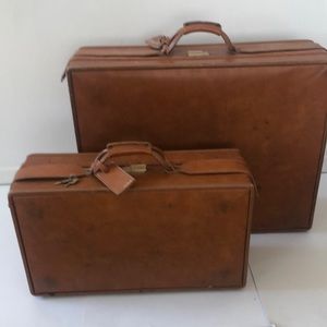 Hartmann tan pleather hard case set 2pc with keys